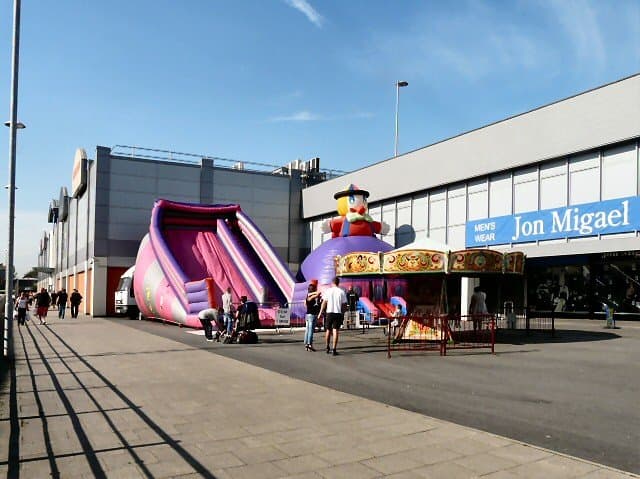 Middleton Shopping Centre