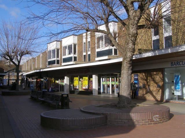 Totten Shopping Centre